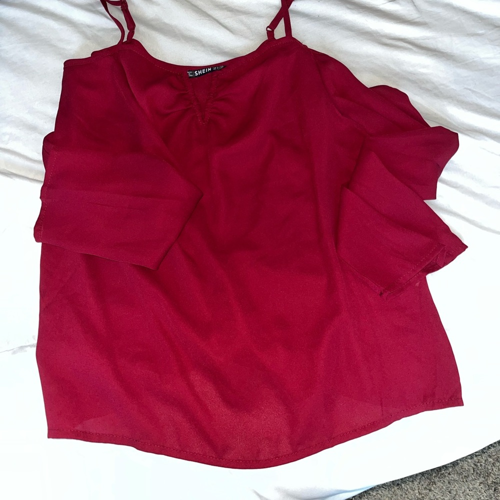 Off the shoulder long sleeve tank
